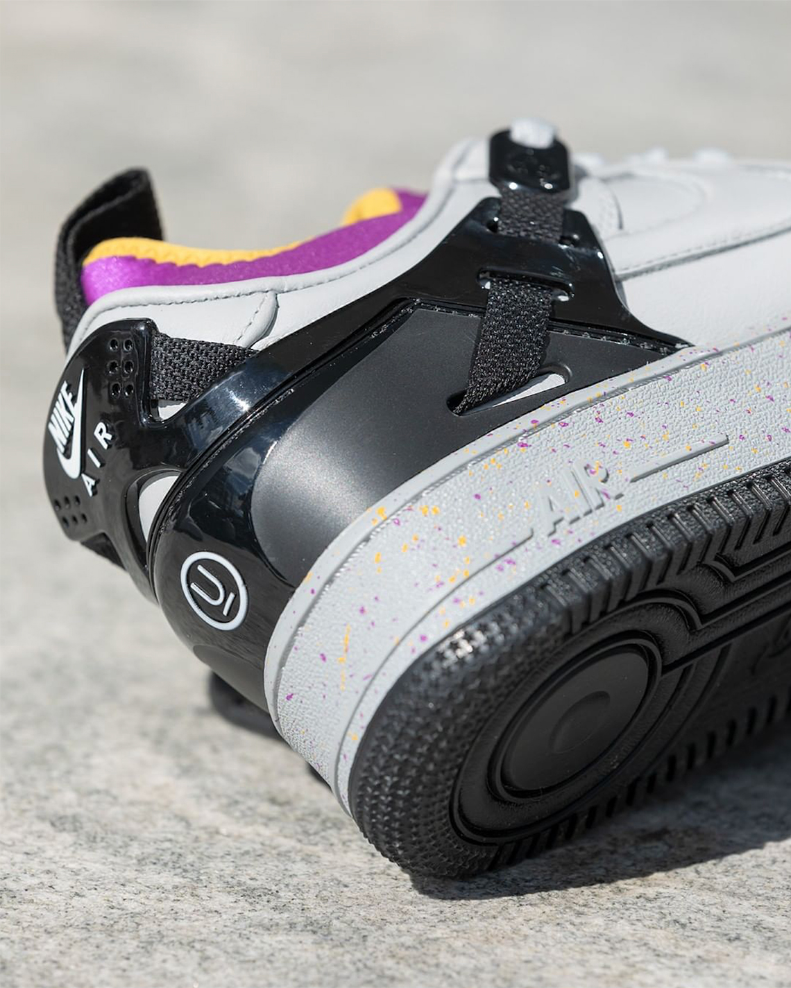 Một số hình ảnh của mẫu giày sneaker Undercover X Nike Air 1 Gore-Tex - 3