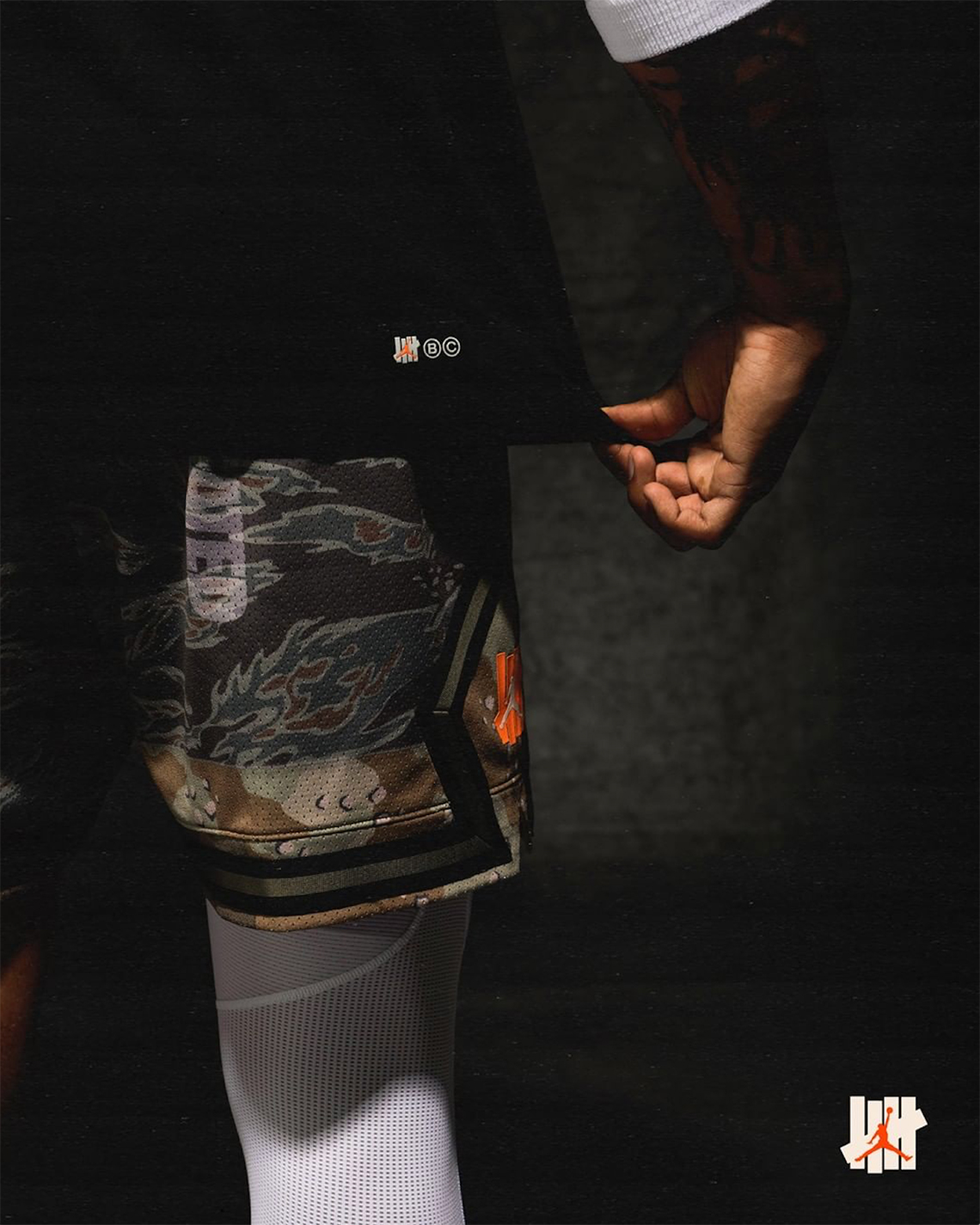 Một số hình ảnh của mẫu giày Undefeated x Air Jordan 37 - 6