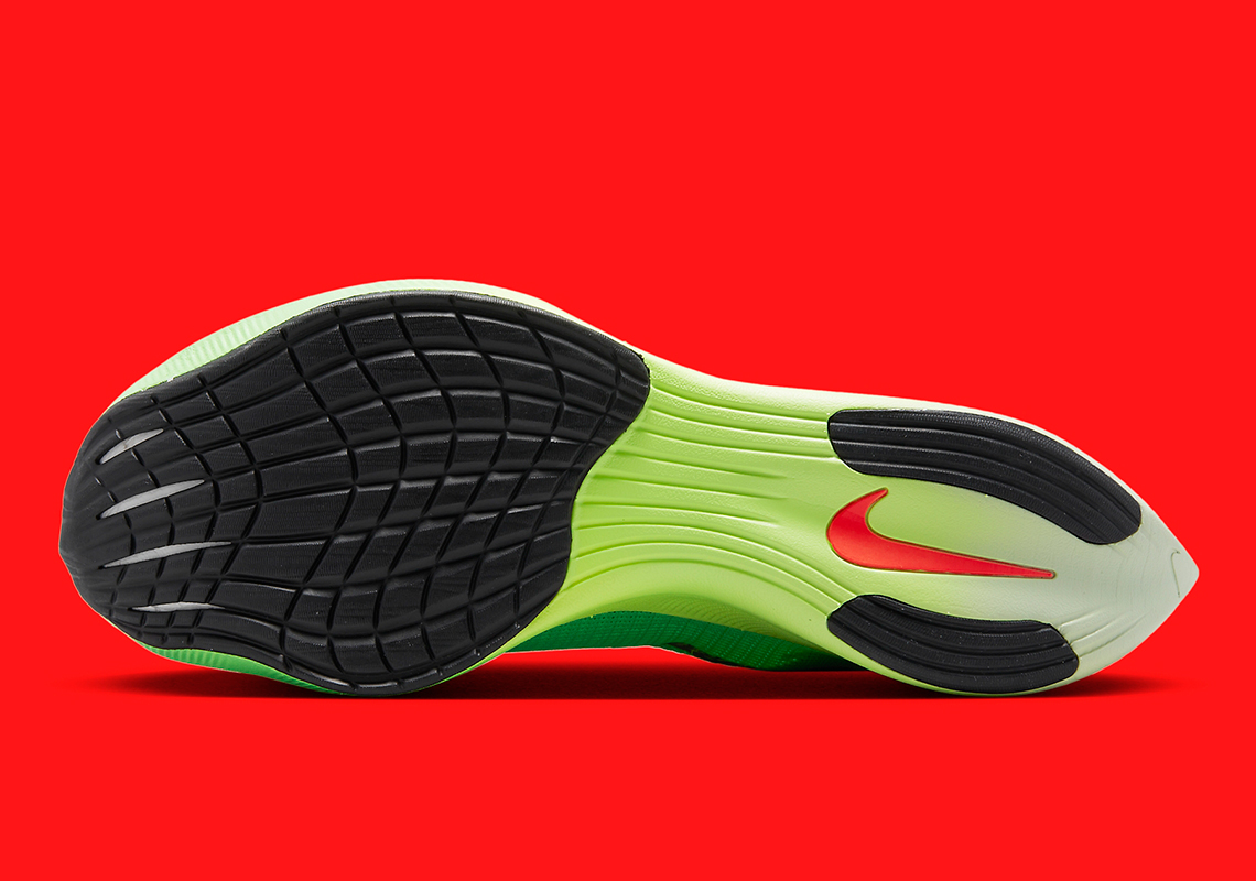 Một số hình ảnh của mẫu sneaker Nike ZoomX VaporFly NEXT% 2 EKIDEN - 6