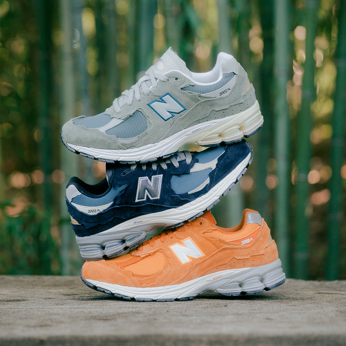 Một số hình ảnh của New Balance 2002R Refined Future - 2