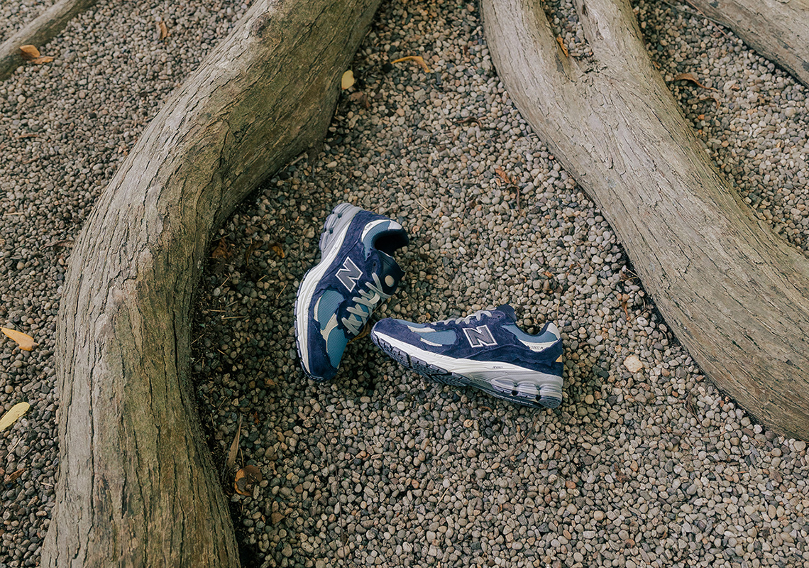 Một số hình ảnh của New Balance 2002R Refined Future - 7