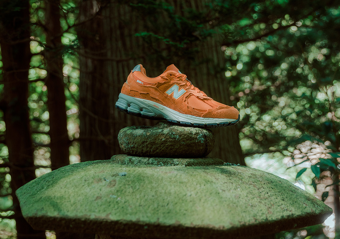 Một số hình ảnh của New Balance 2002R Refined Future - 8