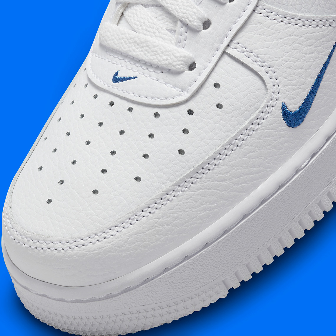 Một số hình ảnh của Nike Air Force 1 Low Cut Out mới nhất - 7