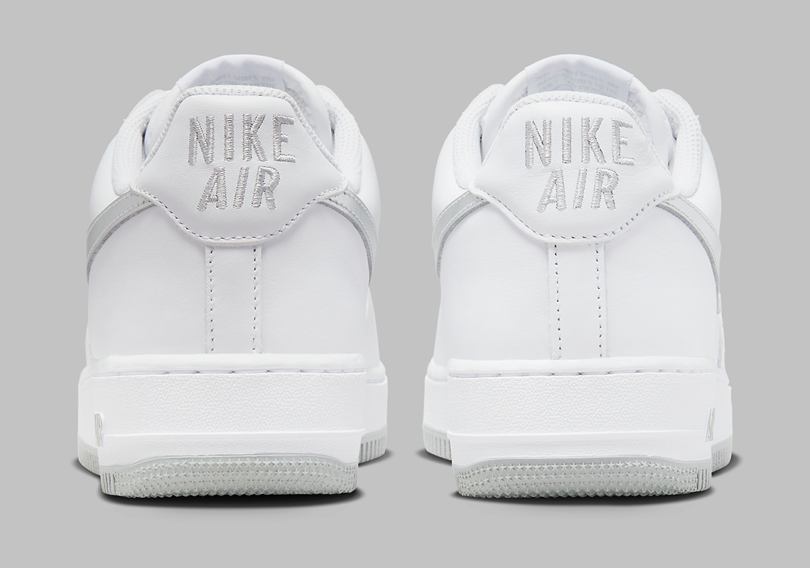 Một số hình ảnh của Nike Air Force 1 với màu Metallic Silver - 6