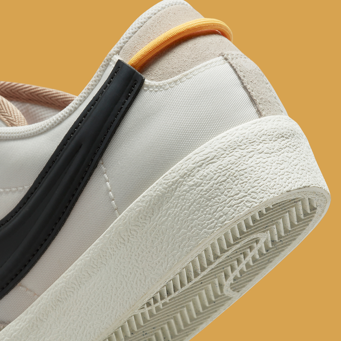 Một số hình ảnh của Nike Blazer Low Moving Company - 7