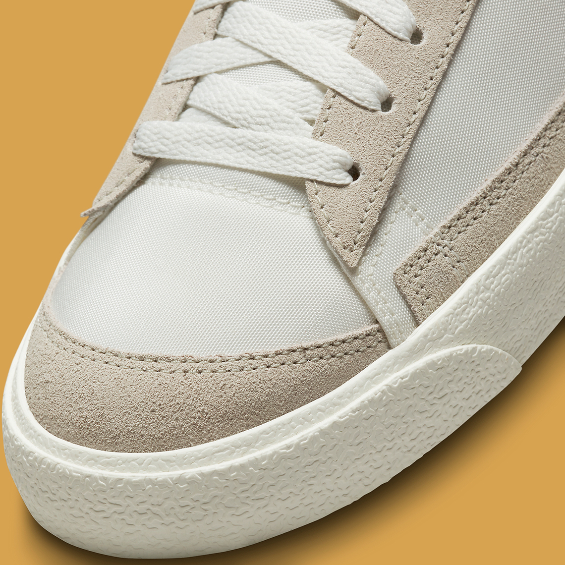 Một số hình ảnh của Nike Blazer Low Moving Company - 8