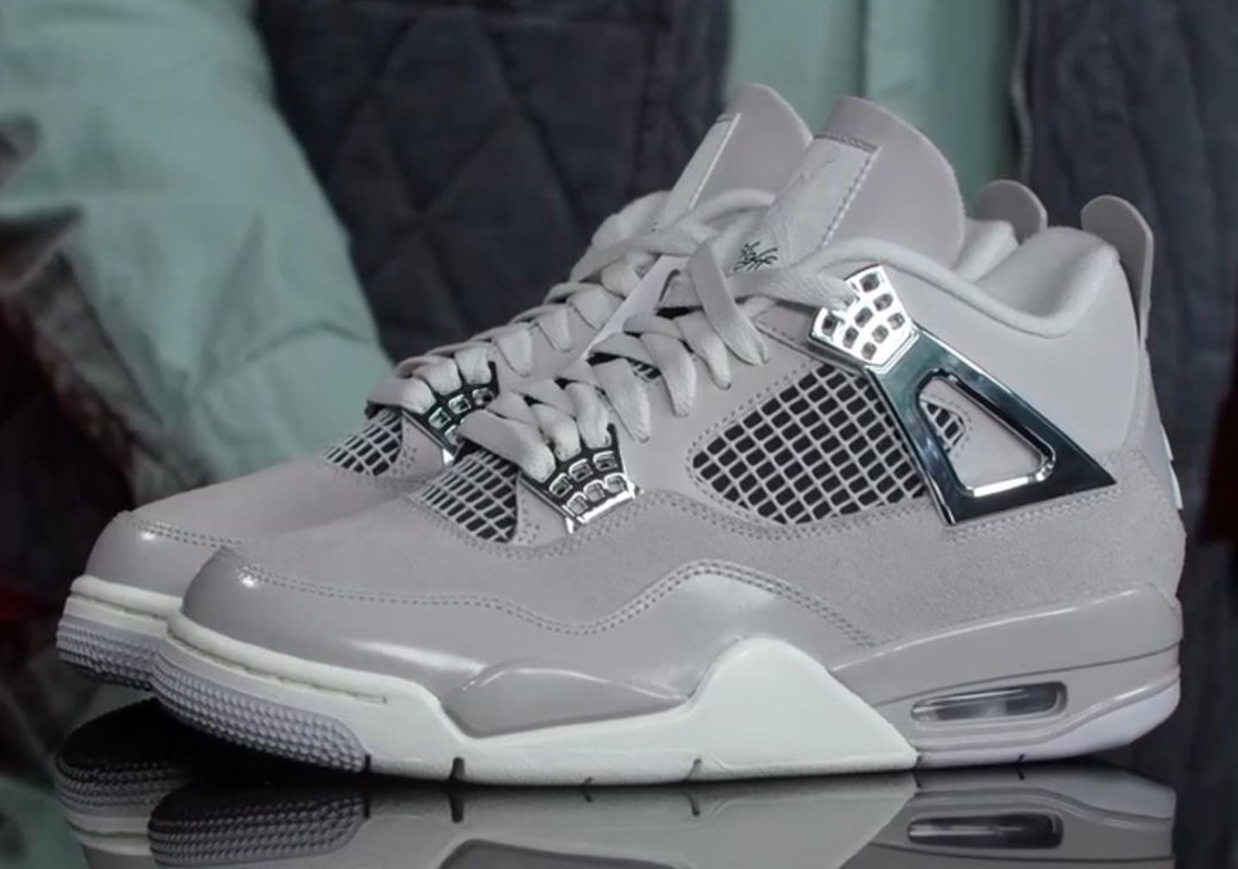 Một số hình ảnh đầu tiên của Air Jordan 4 "Frozen Moments