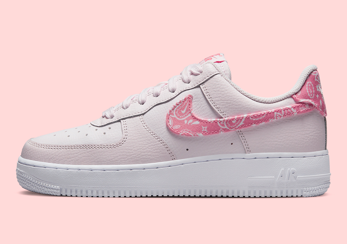 Một số hình ảnh mẫu giày sneaker Nike Air Force 1 Low Pink Paisley mới nhất - 2