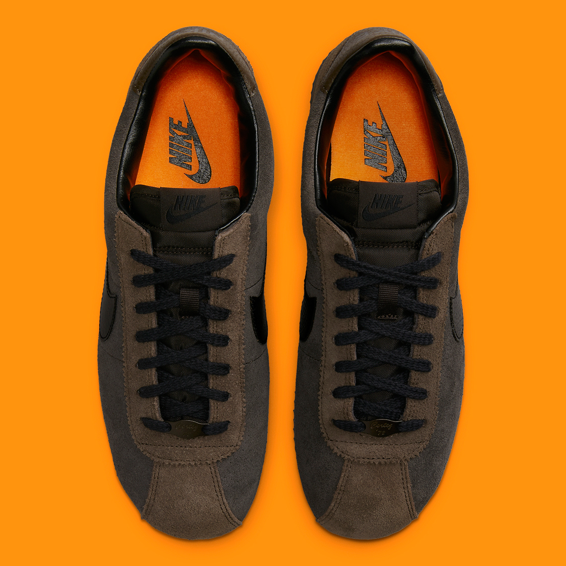 Một số hình ảnh mới  nhất của mẫu sneaker Nike Cortez Velvet Brown - 6