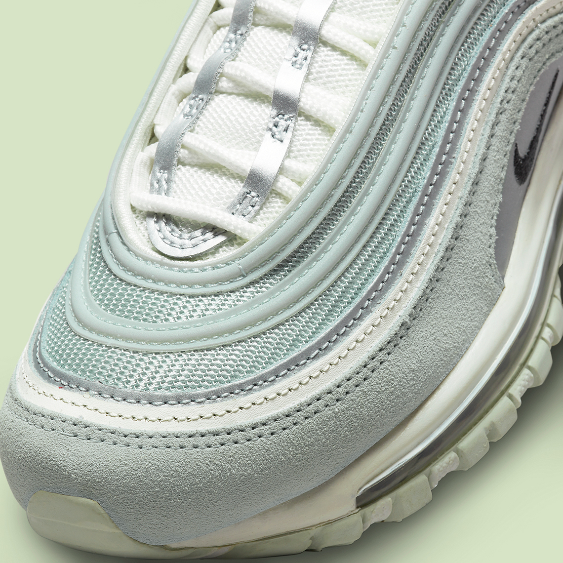 Một sự lựa chọn khác cho Nike Air Max 97 với màu  Light Green/Silver - 7