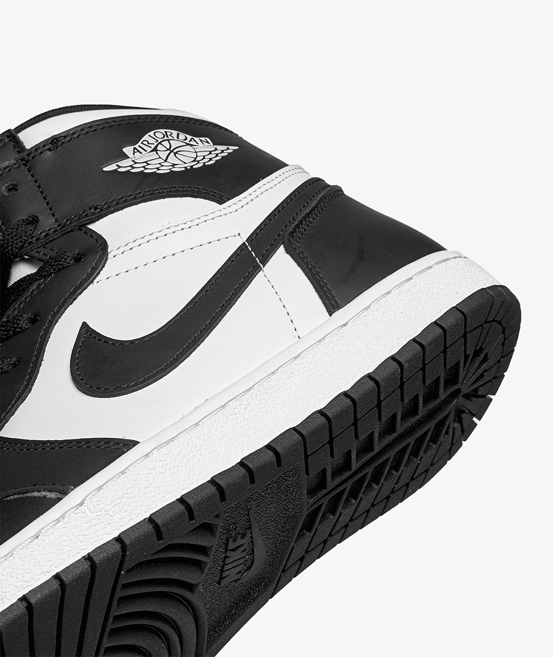 Mua đôi giày Air Jordan 1 High '85 Black/White ở đâu? - 7