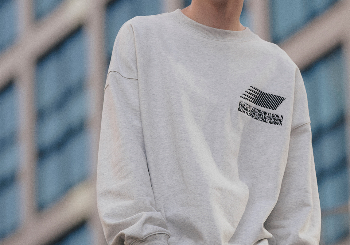 N.Hoolywood, Invincible và New Balance chính thức tiết lộ Blue Moon năm 2002R - 13