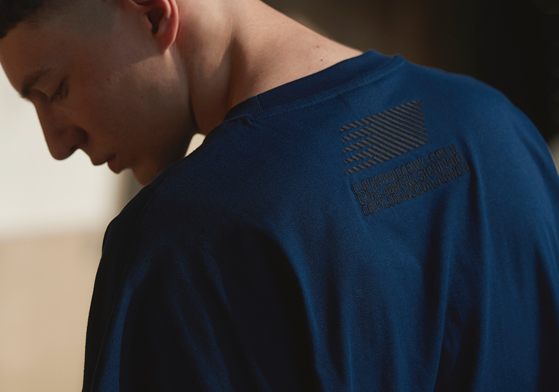 N.Hoolywood, Invincible và New Balance chính thức tiết lộ Blue Moon năm 2002R - 14