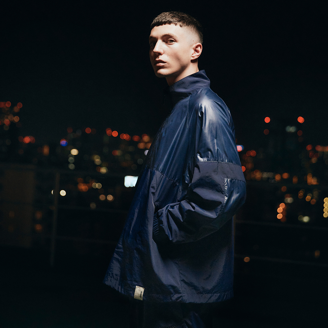 N.Hoolywood, Invincible và New Balance chính thức tiết lộ Blue Moon năm 2002R - 15