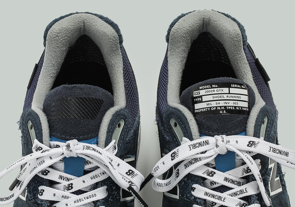 N.Hoolywood, Invincible và New Balance chính thức tiết lộ Blue Moon năm 2002R - 7