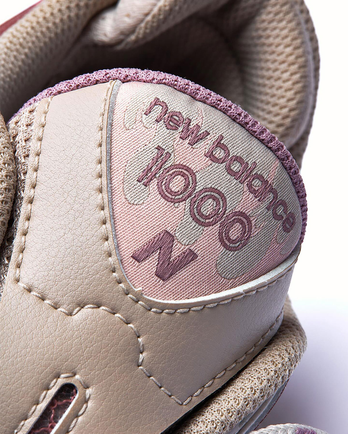 New Balance 1000: Sự trở lại đầy bí ẩn và độc đáo - 4