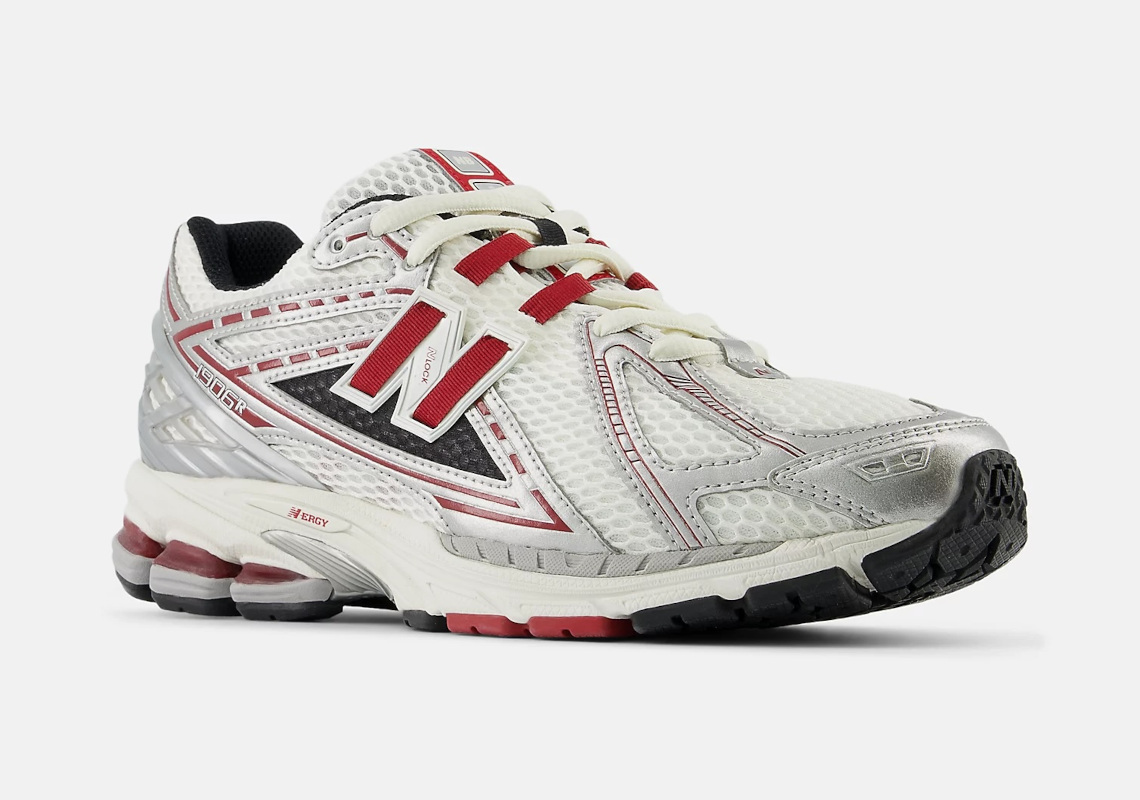 New Balance 1906R 'Silver/Crimson' - Sự Kết Hợp Màu Sắc Hoàn Hảo Cho Mùa Lễ - 2