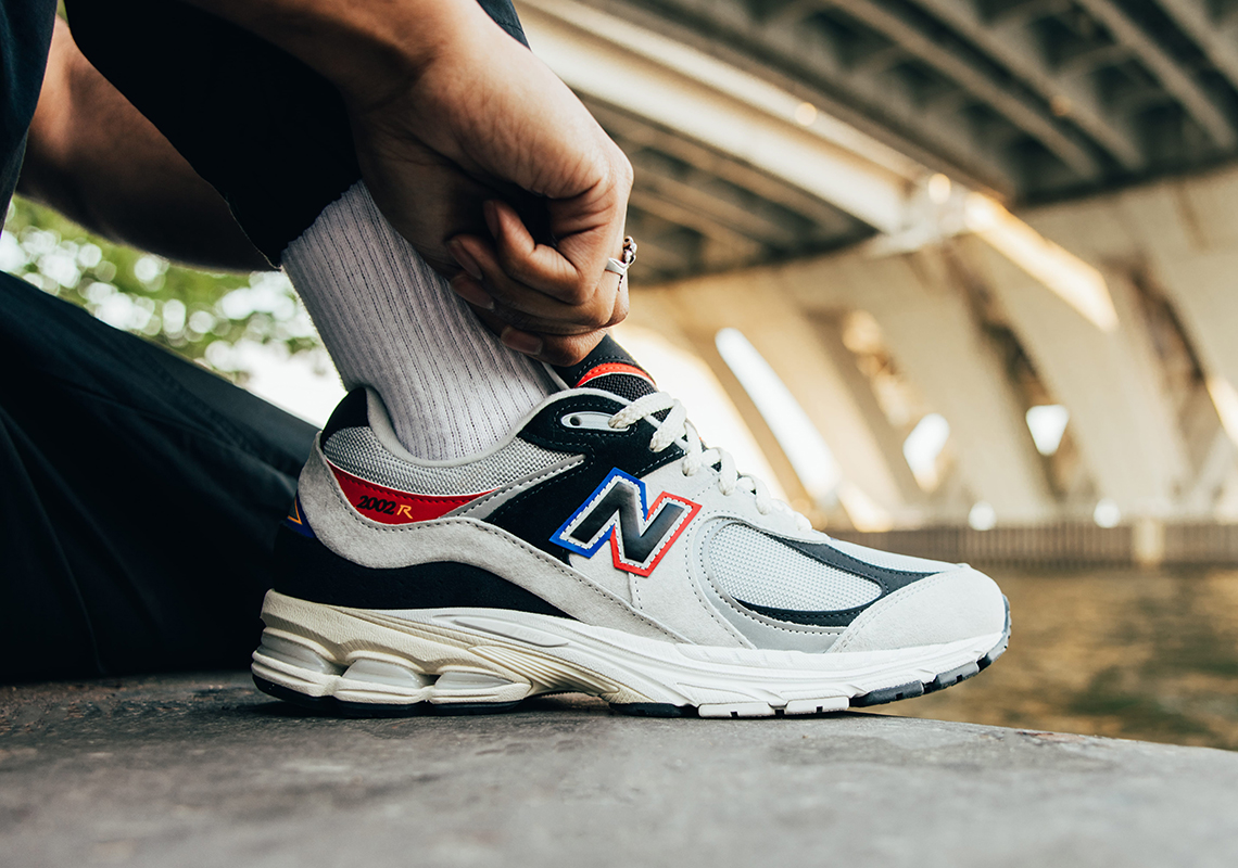 New Balance 2002R 'Lovers Only': Sự kết hợp đặc biệt giữa DTLR và New Balance tạo nên một phiên bản độc đáo - 3