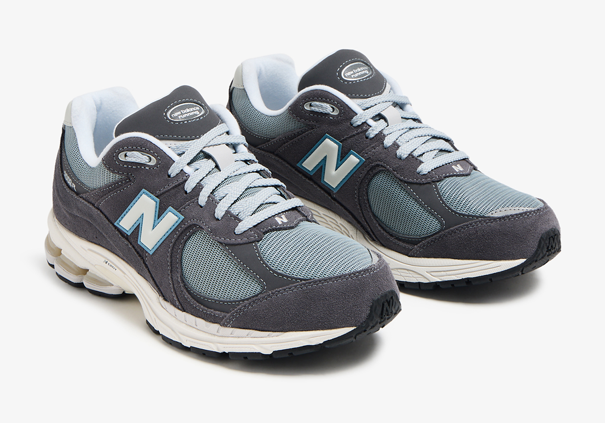 New Balance 2002R: Phiên bản mới nhất đang chờ đợi - 1