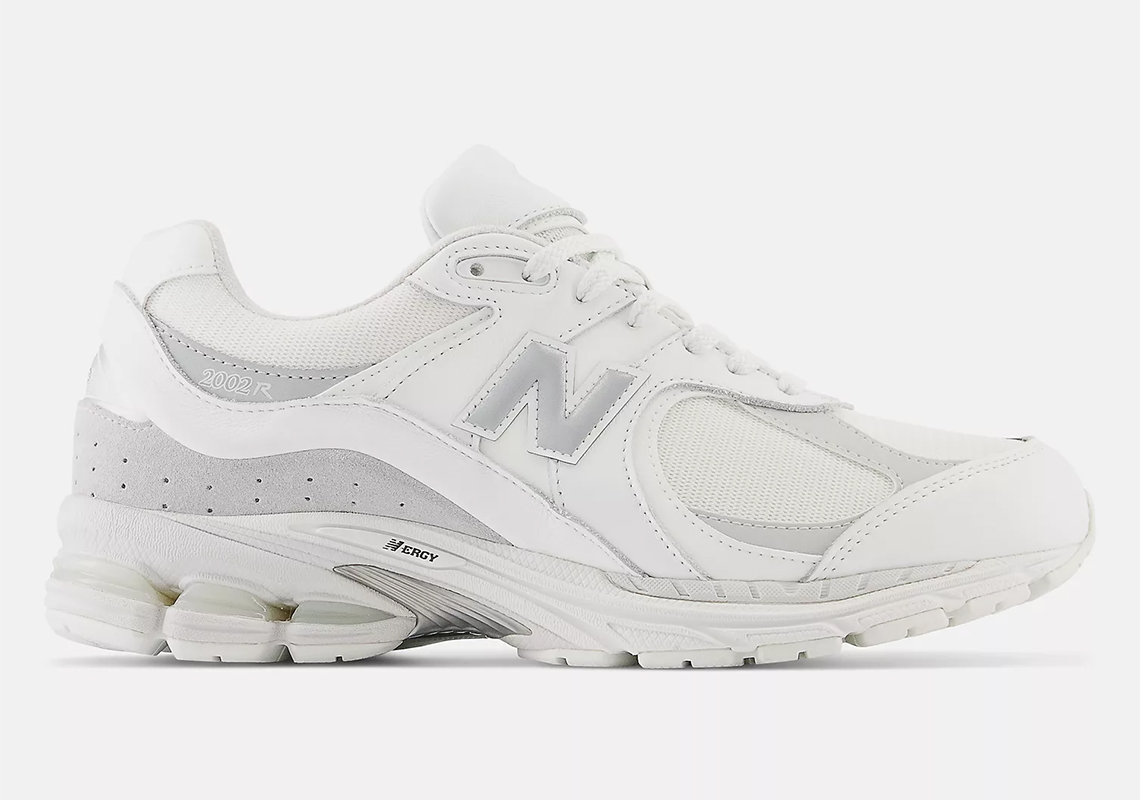 New Balance 2002RX GORE-TEX: Sự Kết Hợp Chống Nước Cho Mùa Thu và Mùa Đông - 3