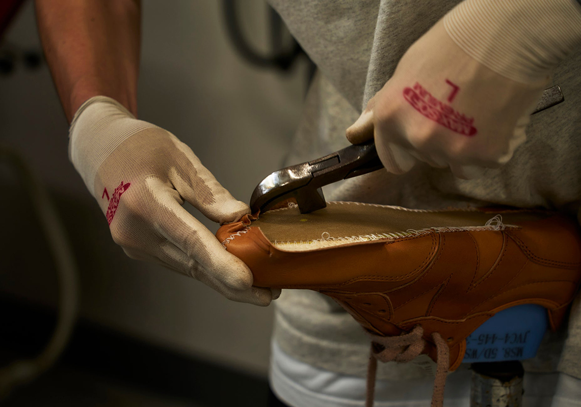 New Balance 327 Made In Japan được chế tạo bằng da Tochigi chất lượng cao - 6