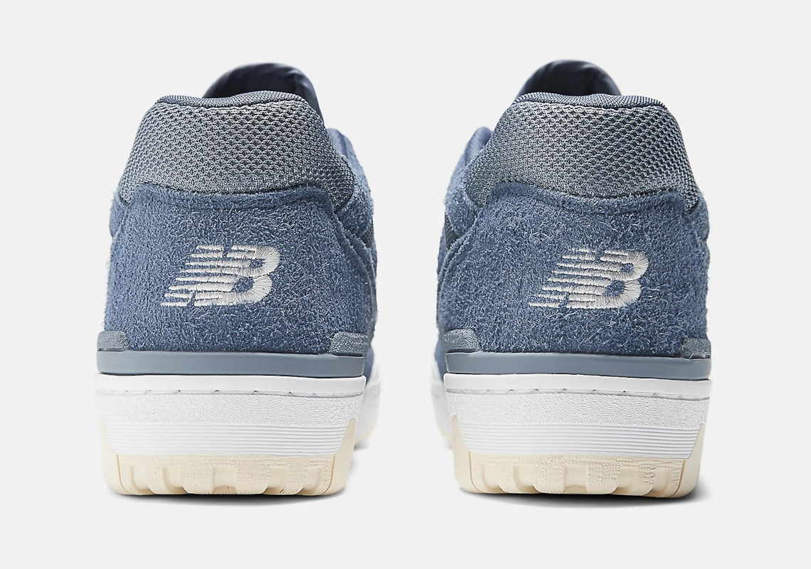 New Balance 550 Blue Suede: Phiên bản mới với chất liệu lông xù độc đáo | Sự chờ đợi cho ngày ra mắt! - 5