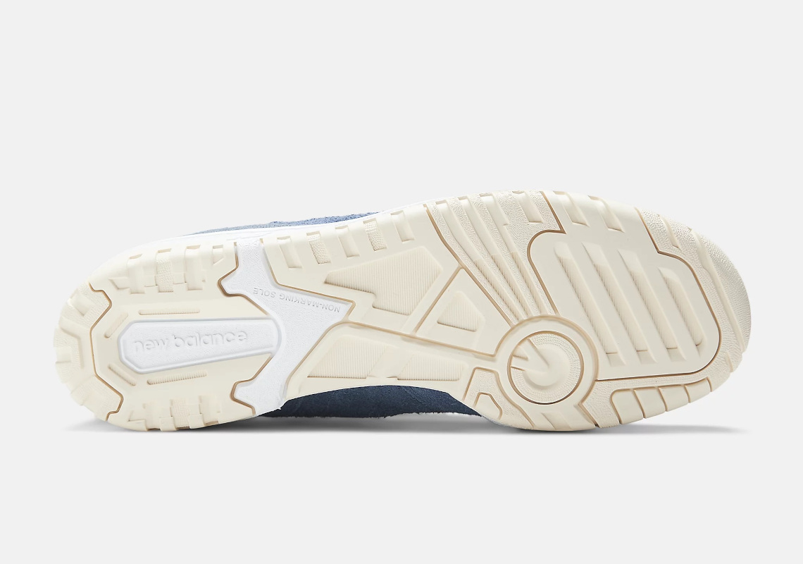New Balance 550 Blue Suede: Phiên bản mới với chất liệu lông xù độc đáo | Sự chờ đợi cho ngày ra mắt! - 6