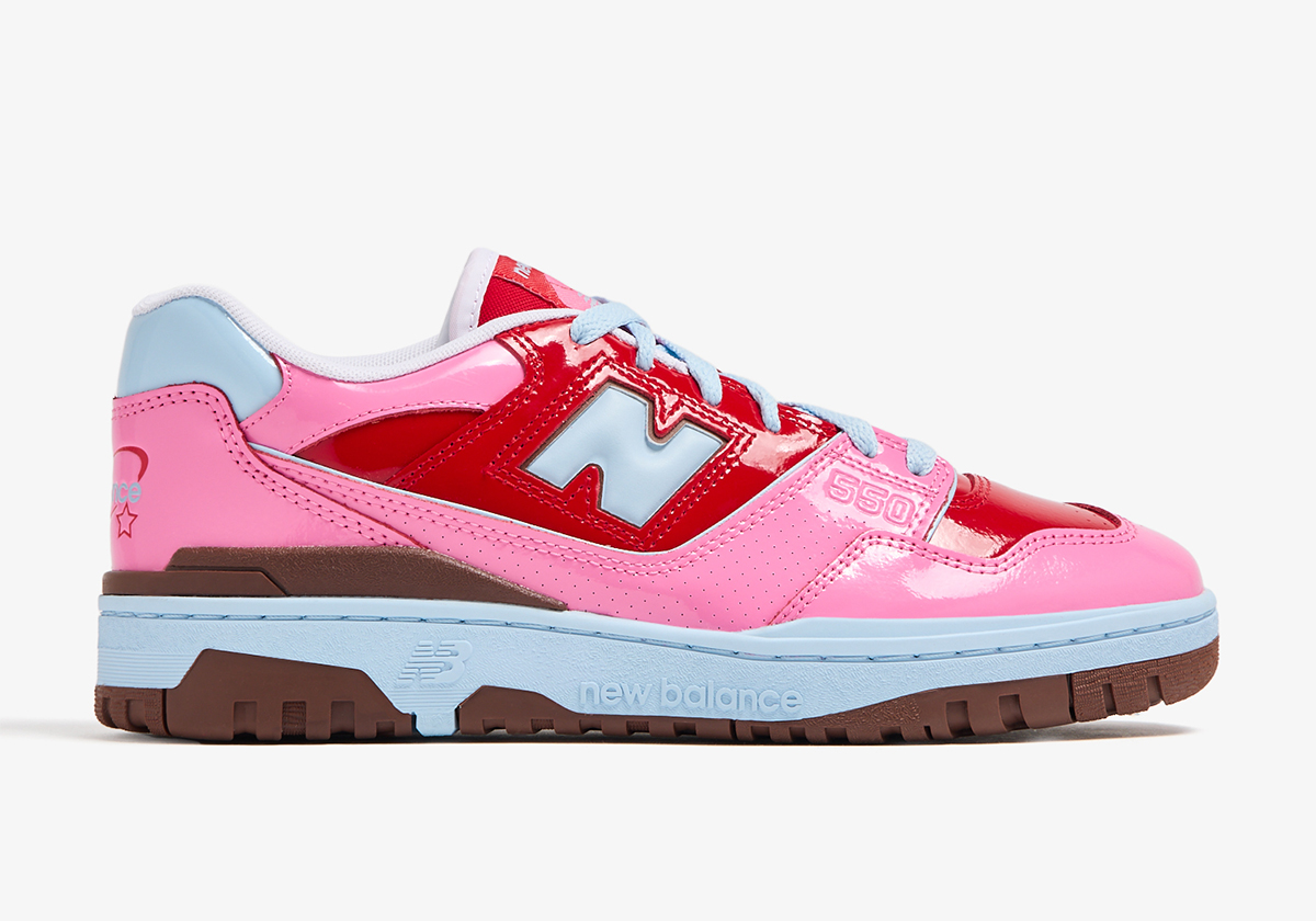 New Balance 550: Phong Cách Sáng Tạo và Màu Sắc Độc Đáo - 2
