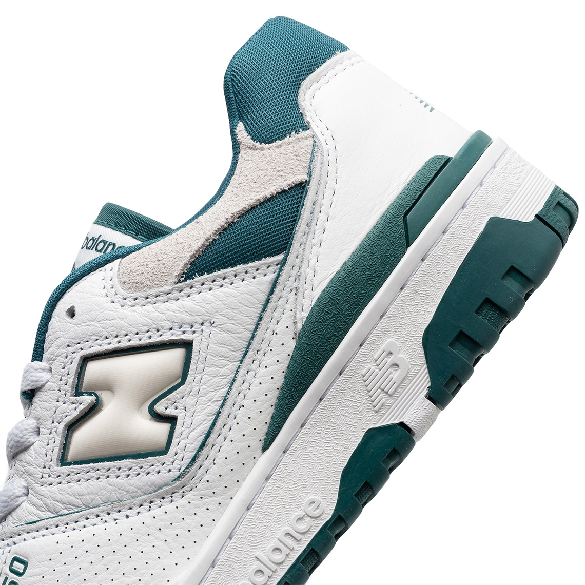 New Balance 550 Vintage Teal: Sự tinh tế của màu sắc trong thiết kế cổ điển - 5