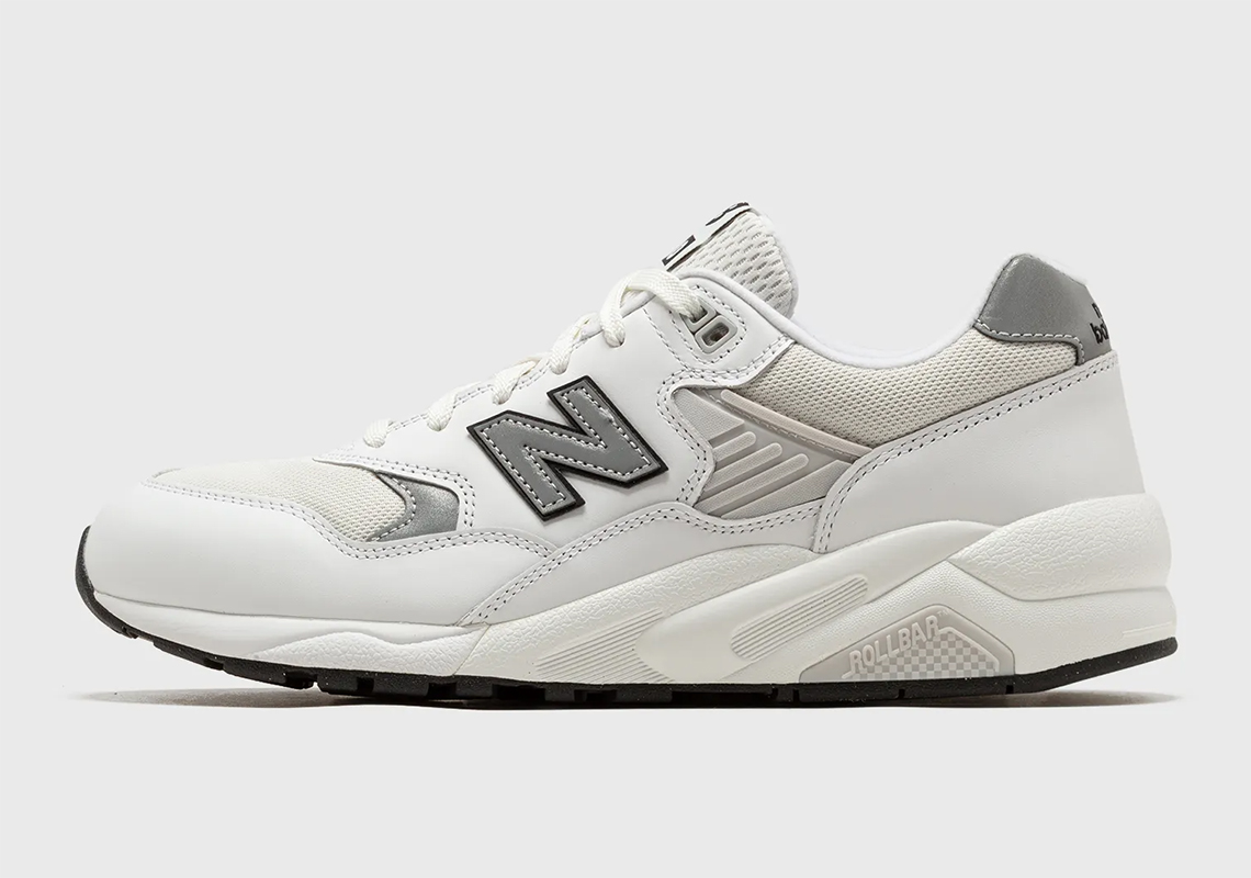 New Balance 580 White/Silver: Sự kết hợp màu trắng bạc hoàn hảo cho mùa hè - 2