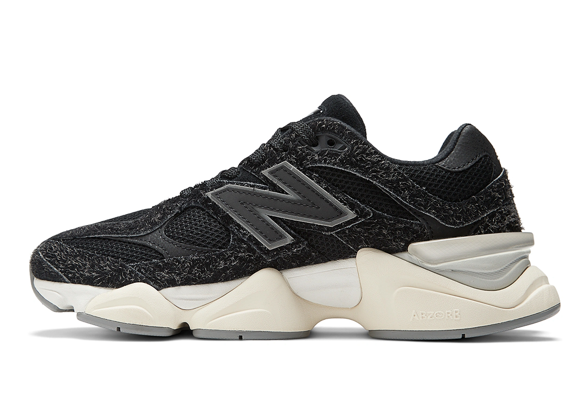 New Balance 9060 Hairy Black Suede: Phiên bản mới lấy cảm hứng từ thập niên 2000 với chất liệu da lông đen sang trọng - 3
