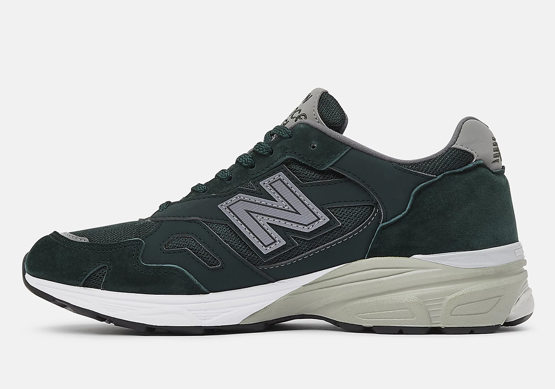 New Balance 920 trở lại trong một diện mạo màu xanh lá cây Kelly - 3
