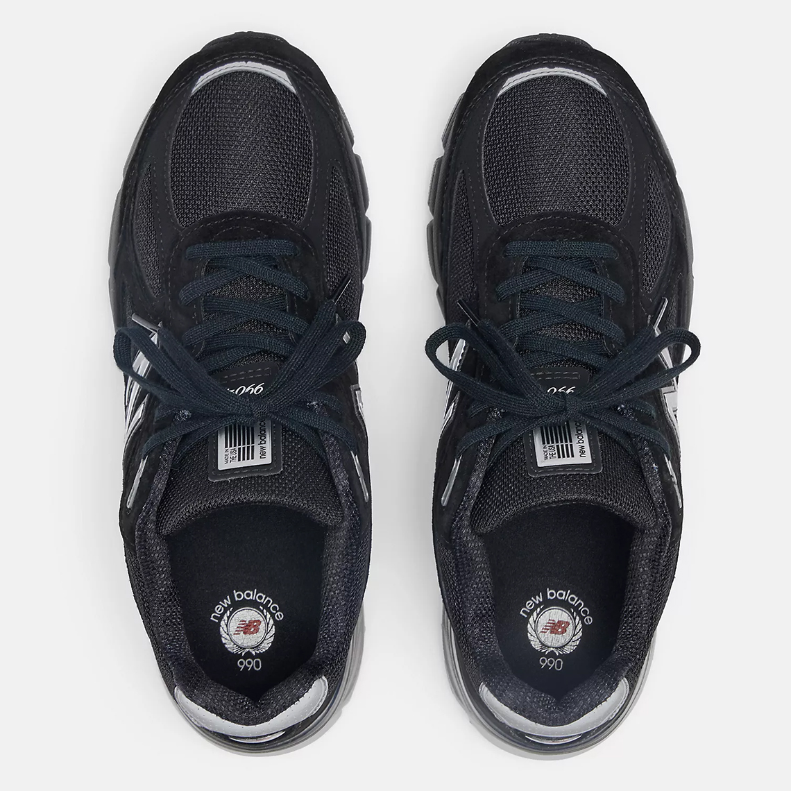 New Balance 990v4 Black/Silver Trở Lại: Phong cách và hiệu suất đỉnh cao! - 4