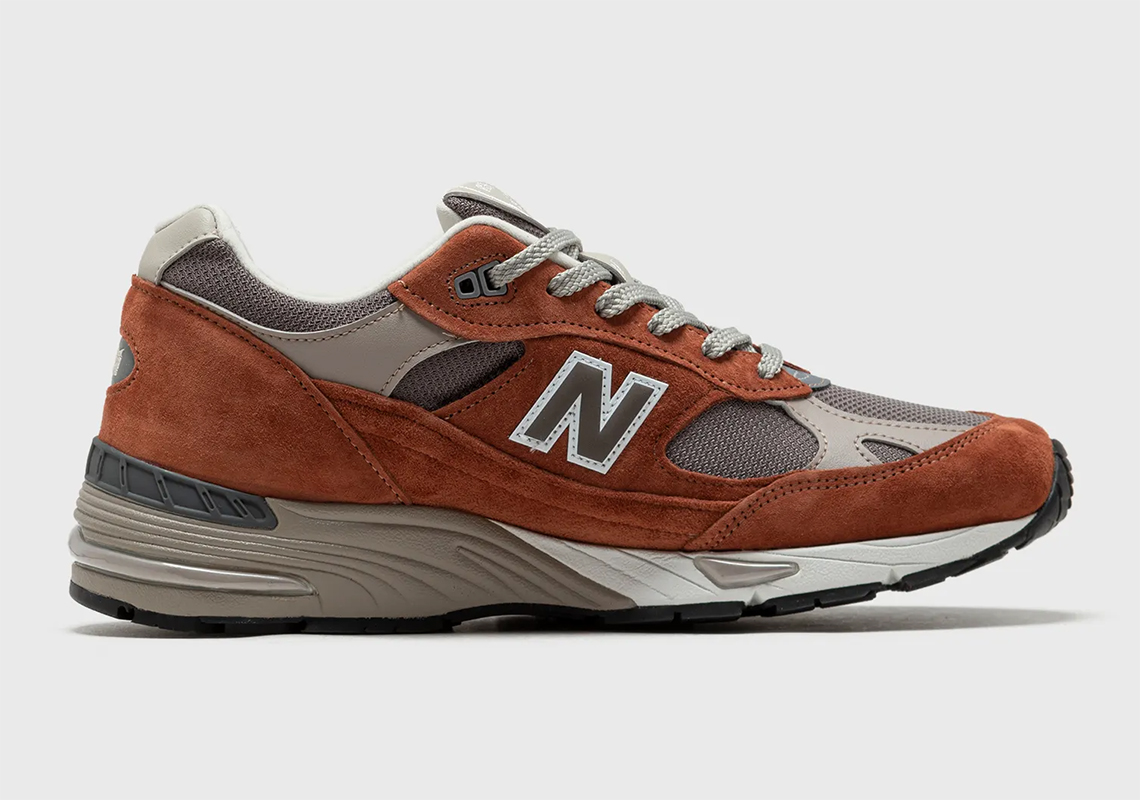 New Balance 991 Made In UK Sequoia: Bộ sưu tập giày chất lượng cao hứa hẹn đem lại trải nghiệm mới cho người dùng! - 3