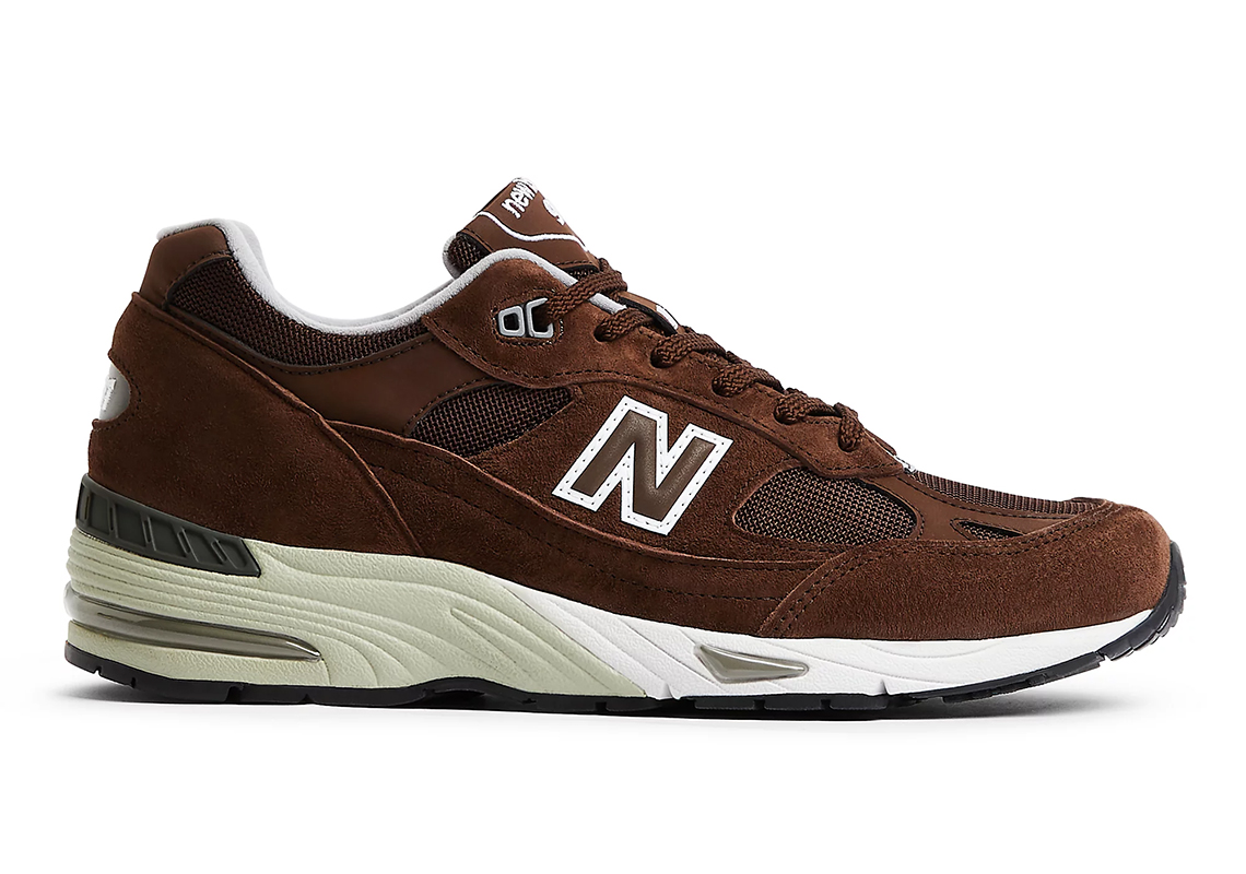 New Balance 991 Made In UK tạo ra một đường phối màu da lộn màu nâu mocha - 2