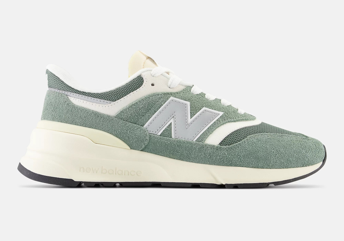 New Balance 997R: Bộ sưu tập mới với phong cách trẻ trung và tiết kiệm - 6