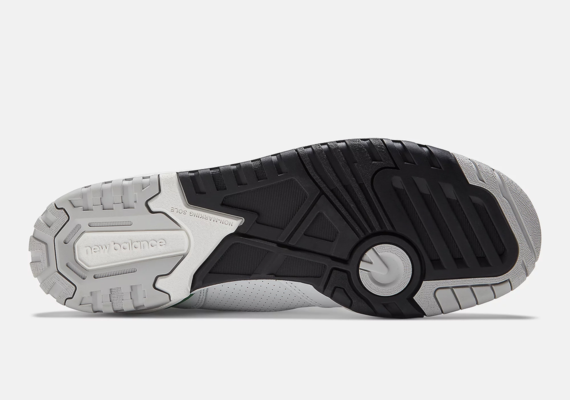 New Balance mang đến một màu xanh may mắn cho 650 - 6