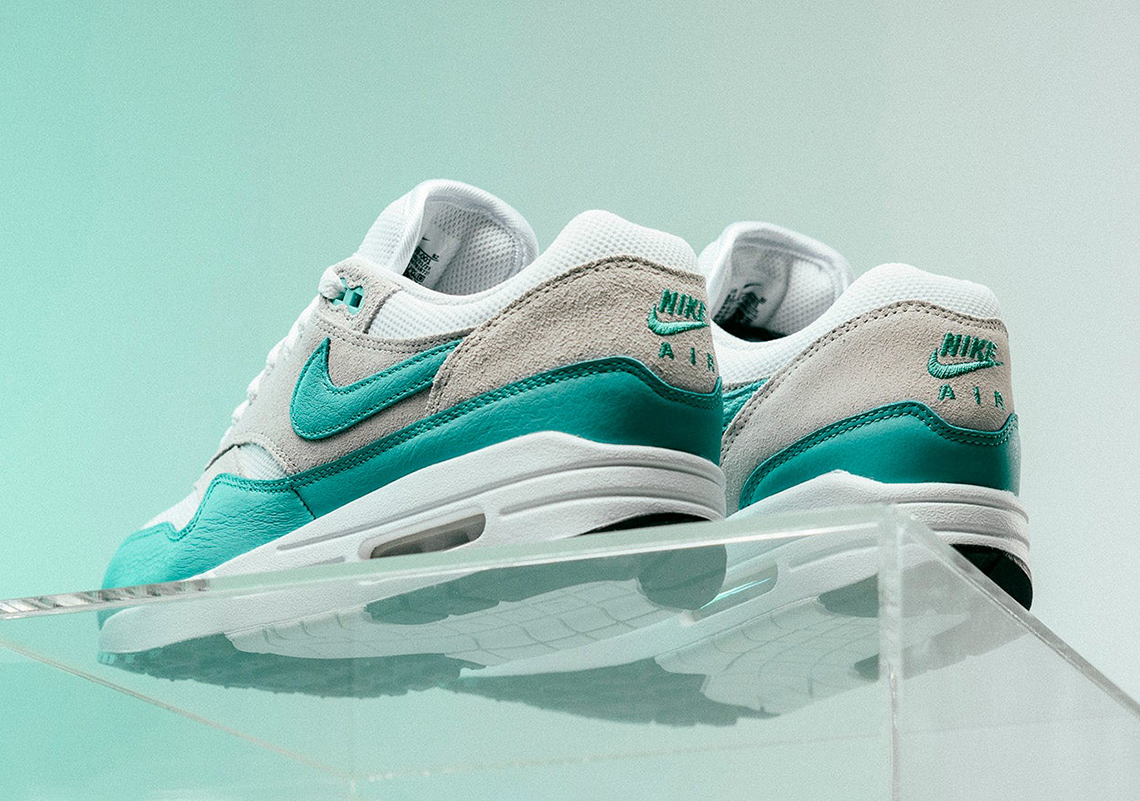 Nhấp vào Đánh giá Nike Air Max 1 Clear Jade: Ngày phát hành và hình ảnh lần đầu tiên - 2