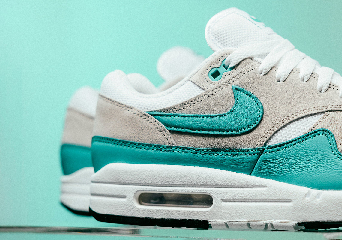 Nhấp vào Đánh giá Nike Air Max 1 Clear Jade: Ngày phát hành và hình ảnh lần đầu tiên - 4