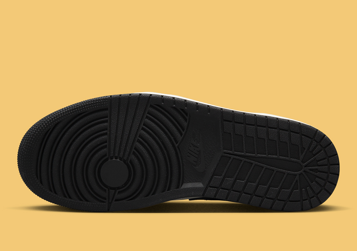 Những điểm màu vàng được thêm trên Air Jordan 1 Wear-Away mới nhất - 6