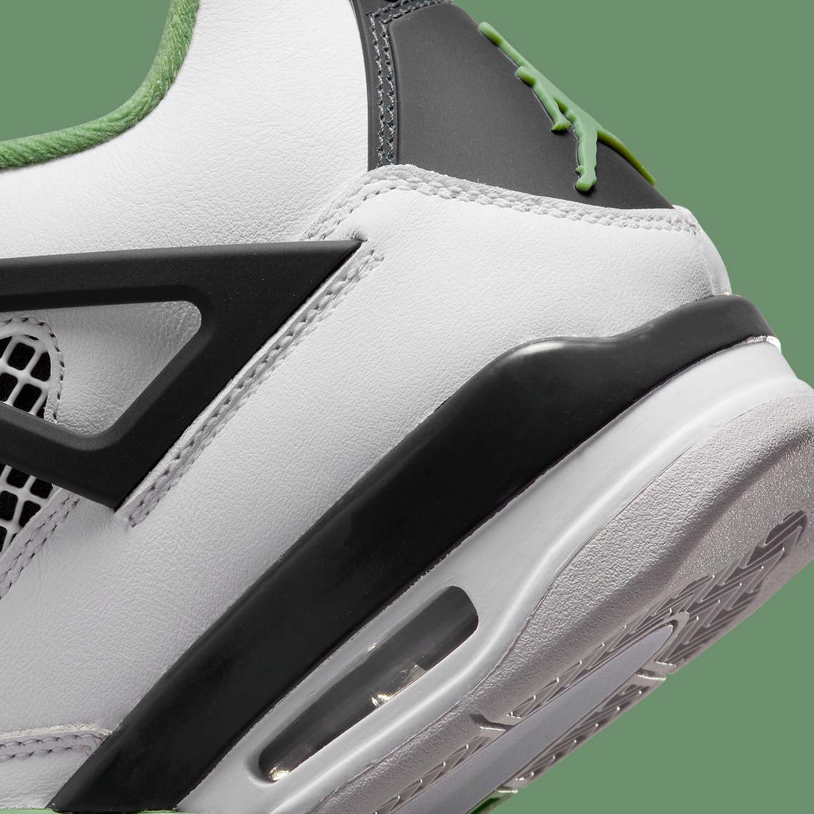 Những hình ảnh chính thức của Air Jordan 4 Oil Green - 13