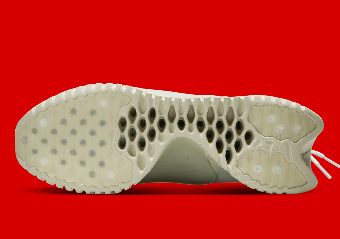 Những hình ảnh chính thức của UNDERCOVER x Nike Moc Flow SP đã được phát hành - 5