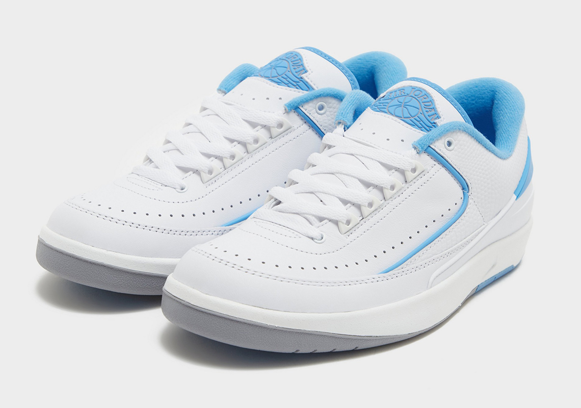 Những hình ảnh đầu tiên của giày Air Jordan 2 Low UNC sẽ phát hành vào tháng 7/2023 - 2