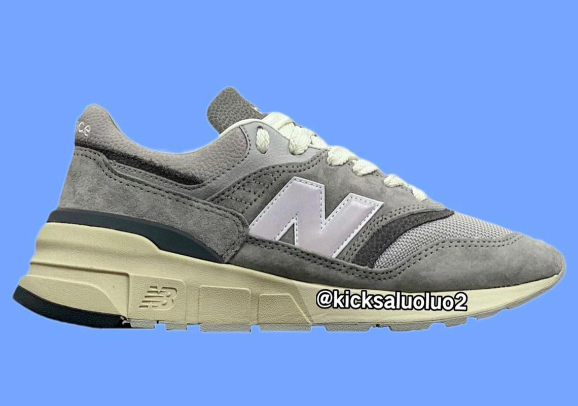 Những hình ảnh đầu tiên của mẫu sneaker New Balance 997R - 3