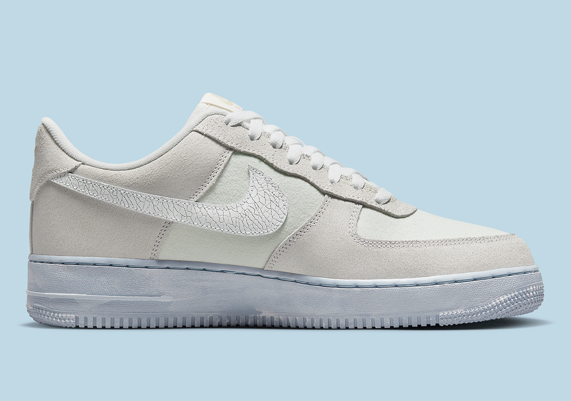 Những rãnh nứt sâu trên logo thể hiện tính thẩm mỹ cổ điển cho Nike Air Force 1 Low Blue Whisper - 4