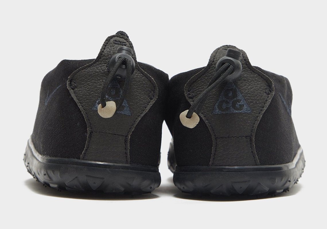 Nike ACG Air Moc Black Anthracite: Trở lại với dáng vóc thập niên 90. - 3
