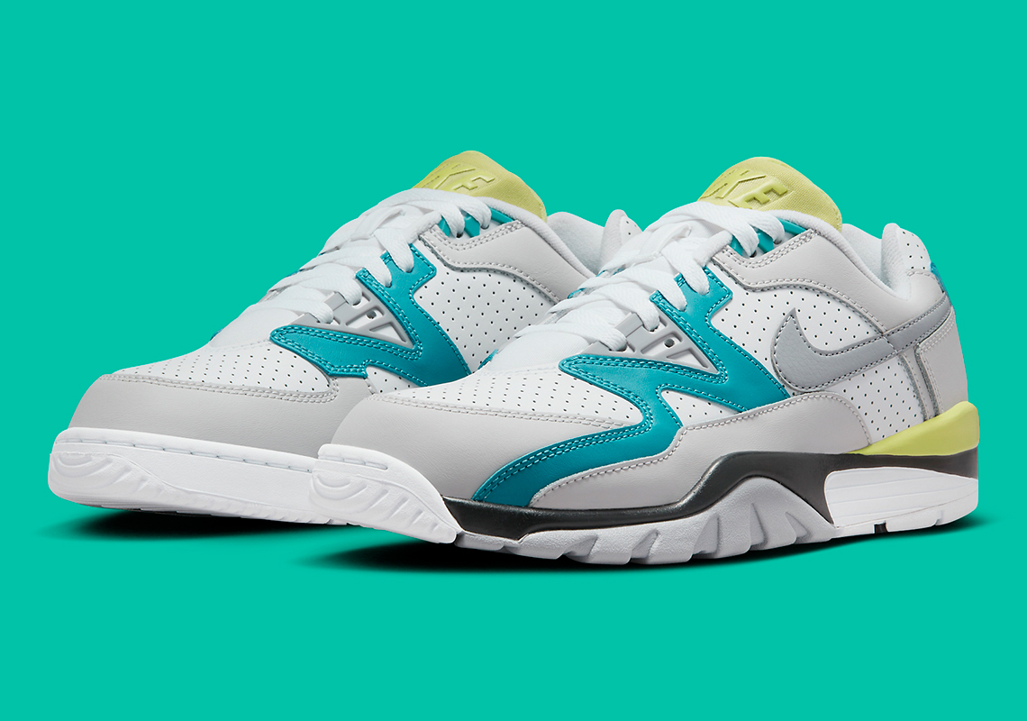 Nike Air Cross Trainer 3 Low: Sự Quay Trở Lại của Phong Cách Đặc Trưng - 2