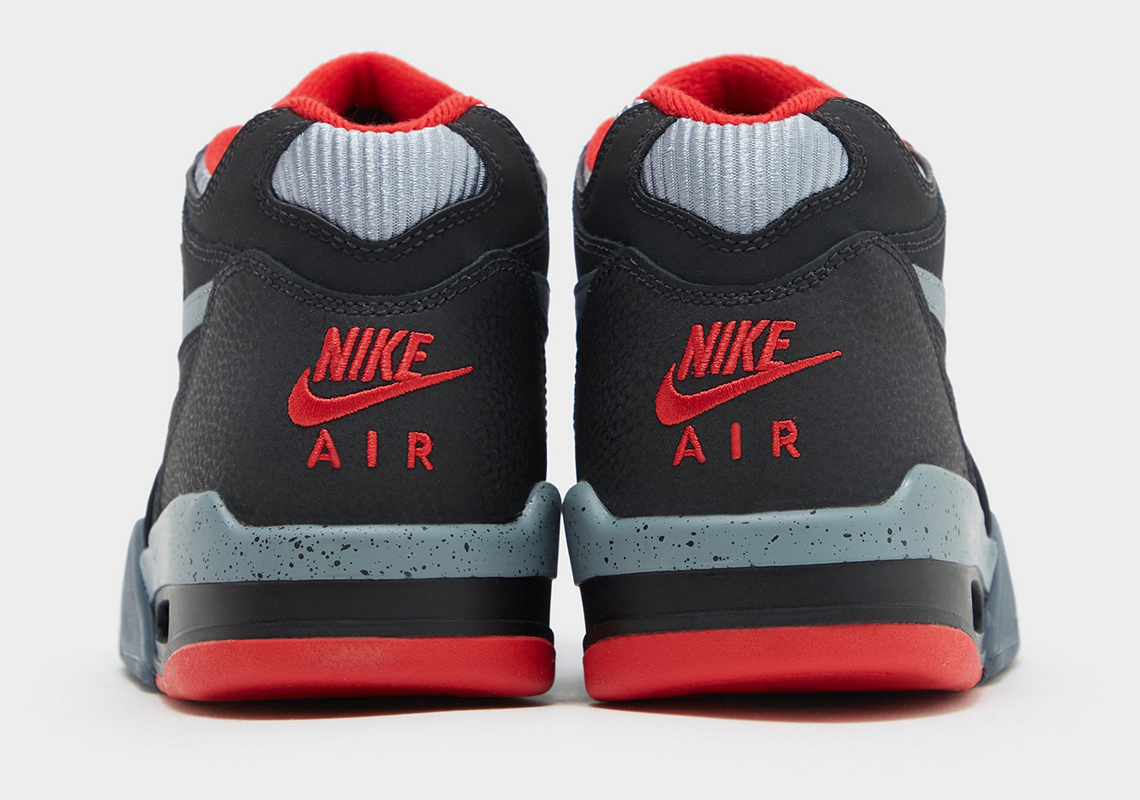 Nike Air Flight 89 Hồi Sinh với Phối Màu Black/Cement Grey/Fire Red Đ - 5