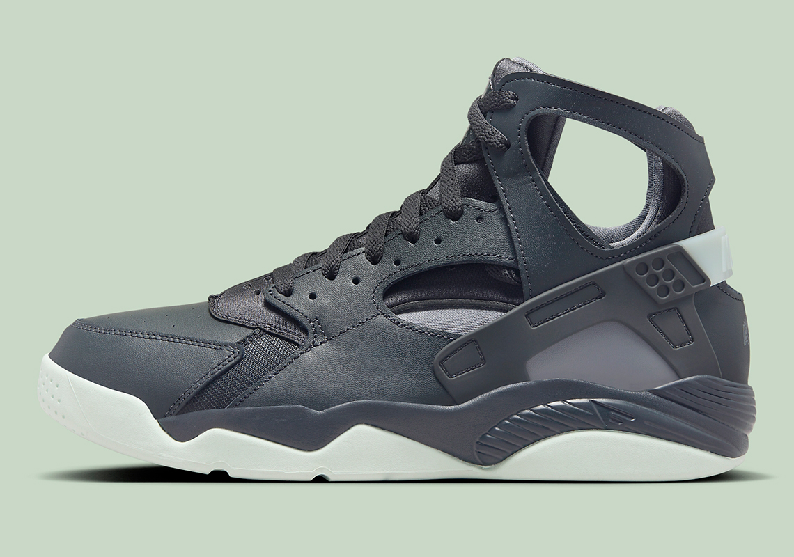 Nike Air Flight Huarache Dar - 9