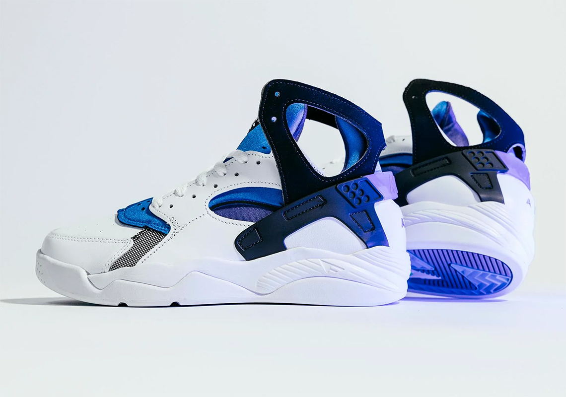 Nike Air Flight Huarache OG trở lại với phiên bản màu Varsity Purple/Royal - Xem danh sách cửa hàng để sở hữu - 1